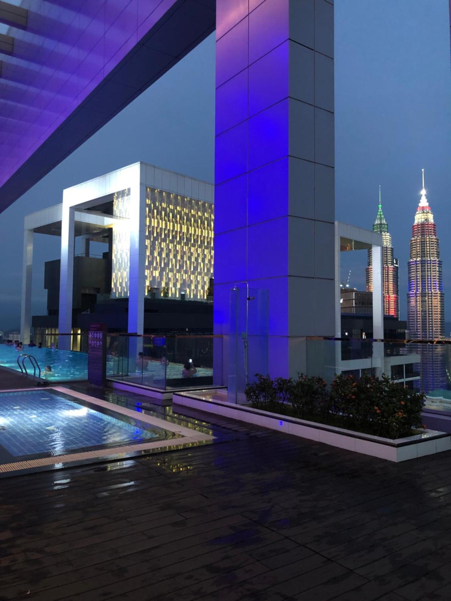 Apartamento Platinum Klcc Pool View Kuala Lumpur Exterior foto