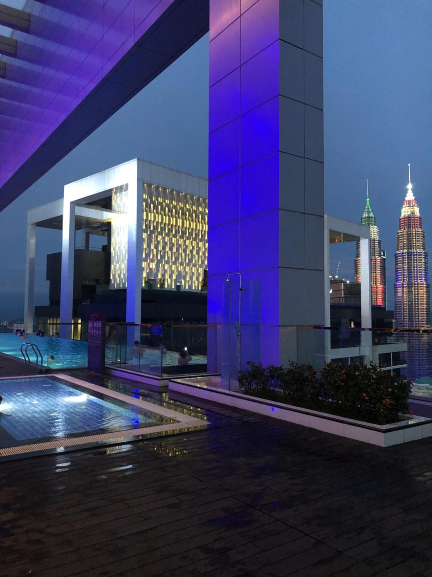 Apartamento Platinum Klcc Pool View Kuala Lumpur Exterior foto