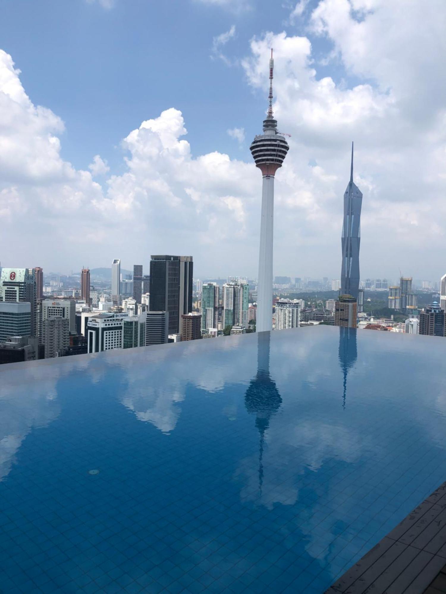 Apartamento Platinum Klcc Pool View Kuala Lumpur Exterior foto