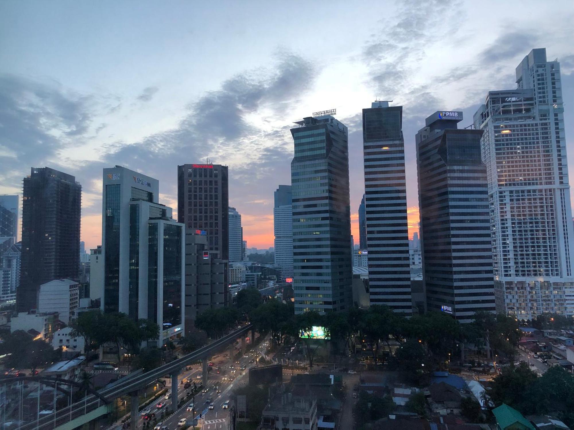 Apartamento Platinum Klcc Pool View Kuala Lumpur Exterior foto